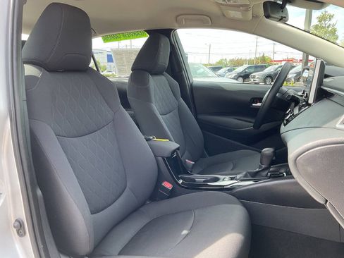 Used 2021 Toyota Corolla LE FWD image 48