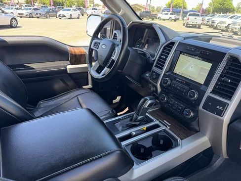 Used 2018 Ford F150 Lariat AWD/4WD image 13