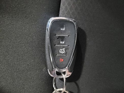 Used 2018 Chevrolet Malibu LS image 32