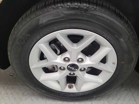 Used 2025 Kia Soul S image 31