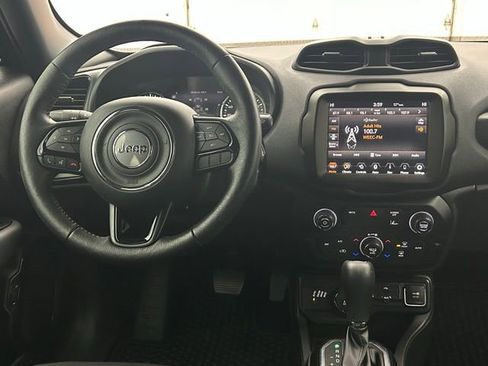 Used 2022 Jeep Renegade Altitude w/ Convenience Group image 29