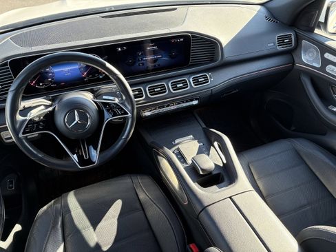 Used 2024 Mercedes-Benz GLE 350 4MATIC image 13