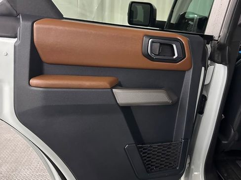 Used 2023 Ford Bronco Outer Banks image 25