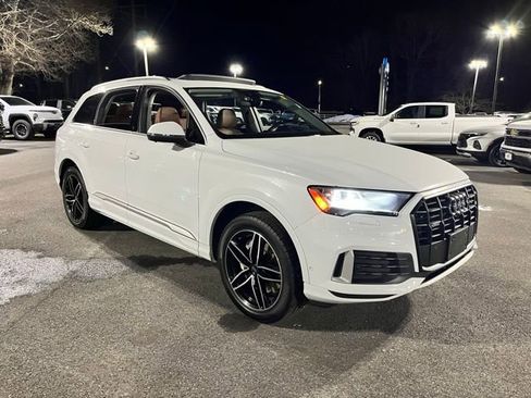 Used 2021 Audi Q7 2.0T Premium w/ Convenience Package image 4