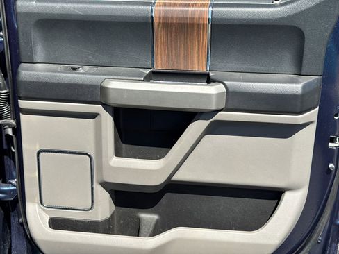 Used 2016 Ford F150 Lariat image 15