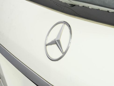 Used 2017 Mercedes-Benz GLS 450 4MATIC image 37
