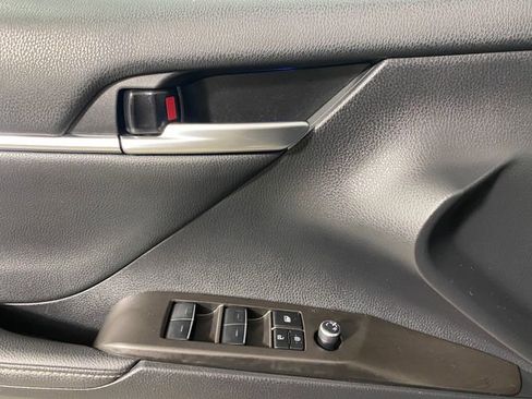 Used 2024 Toyota Camry XSE image 21