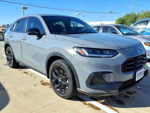 Used 2023 Honda HR-V Sport image 1