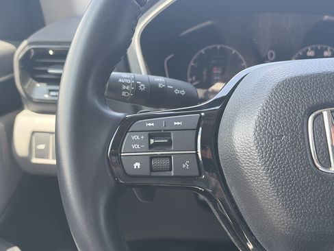 Used 2024 Honda Pilot EX-L image 22