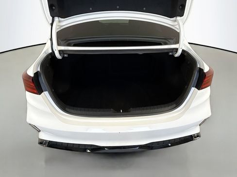 Used 2024 Kia Forte GT-Line w/ GT-Line Premium Package image 26