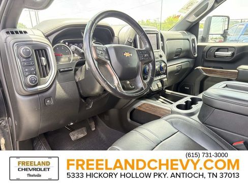 Used 2020 Chevrolet Silverado 3500 High Country w/ Technology Package AWD/4WD image 26