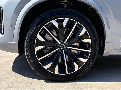 New 2026 Volvo XC90 T8 Ultra w/ Protection Package Premier AWD/4WD image 42