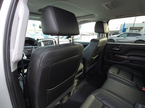 Used 2018 GMC Sierra 1500 SLT w/ SLT Premium Package image 29