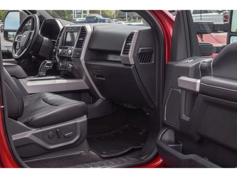 Used 2019 Ford F150 Lariat w/ Equipment Group 502A Luxury AWD/4WD image 10