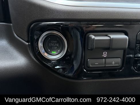 New 2026 GMC Sierra 1500 SLT AWD/4WD image 18