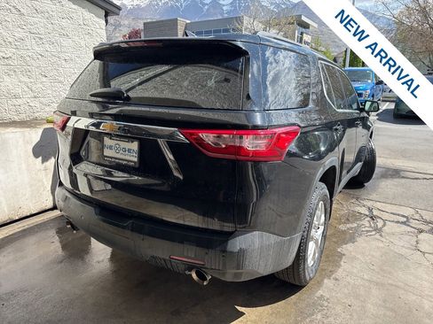 Used 2020 Chevrolet Traverse LT image 7
