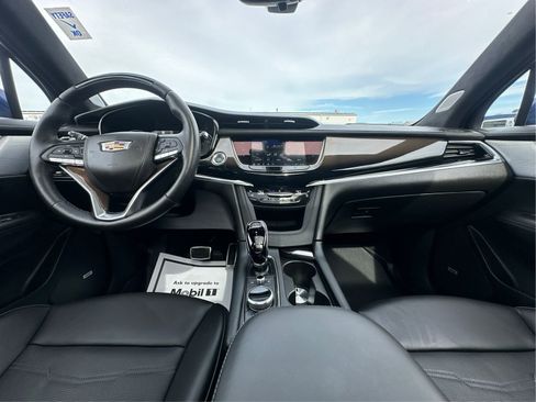 Certified 2025 Cadillac XT6 Sport w/ Platinum Package AWD/4WD image 27