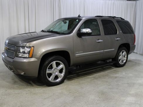 Used 2013 Chevrolet Tahoe LTZ AWD/4WD image 28
