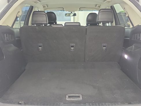 Used 2018 Ford Edge SEL w/ Equipment Group 201A FWD image 9