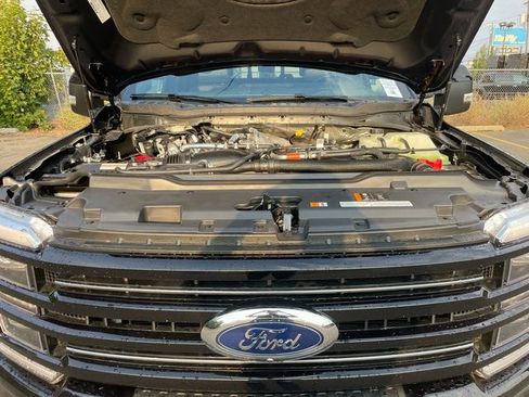 New 2025 Ford F350 4x4 Crew Cab Super Duty image 44