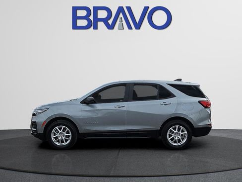Used 2024 Chevrolet Equinox LS AWD/4WD image 6