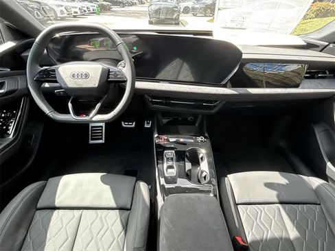 New 2025 Audi S6 e-tron Premium Plus image 24