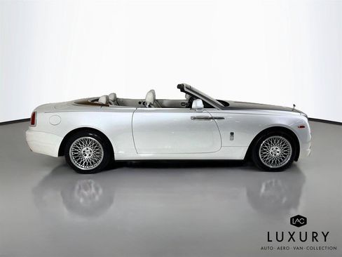 Used 2016 Rolls-Royce Dawn RWD image 5