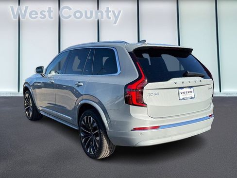 Certified 2025 Volvo XC90 B6 Plus image 7