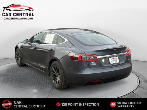 Used 2020 Tesla Model S Long Range Plus image 3