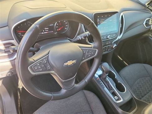 Used 2022 Chevrolet Equinox LT image 10