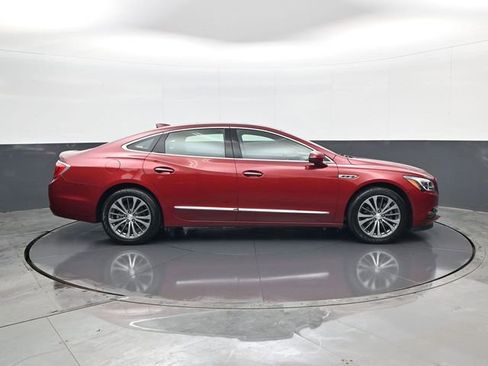 Used 2019 Buick LaCrosse Essence w/ Sun and Shade Package image 4