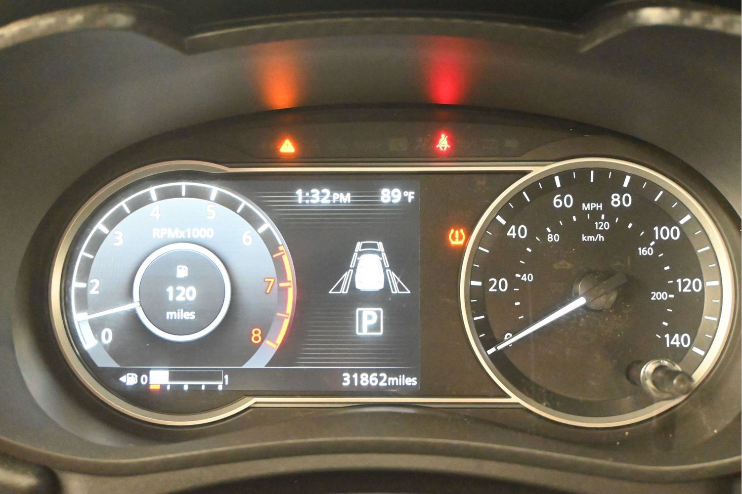 Certified 2024 Nissan Versa SR w/ Trunk Package FWD image 15