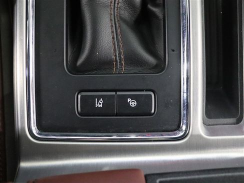 Used 2019 Ford F150 Platinum w/ Technology Package image 29