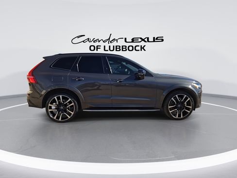 Used 2023 Volvo XC60 B6 Ultimate w/ Protection Package Premier image 9