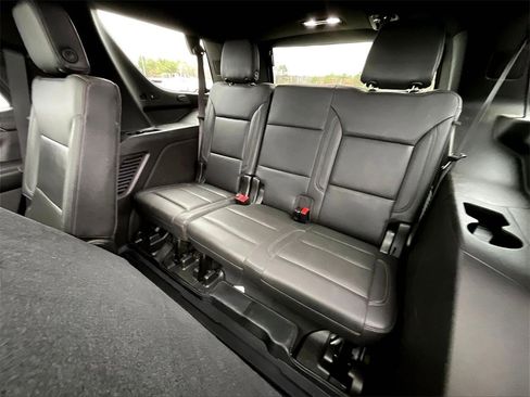 Used 2021 Chevrolet Tahoe Z71 w/ Max Trailering Package image 16