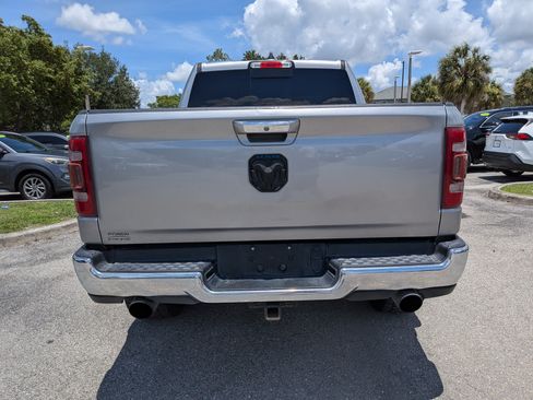Used 2019 RAM 1500 Laramie w/ Off Road Group AWD/4WD image 5