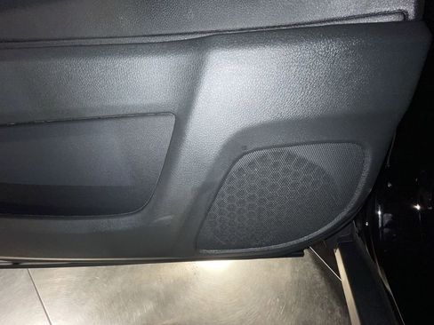 Used 2024 Honda Passport Black Edition image 17