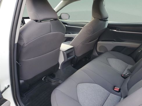 Used 2023 Toyota Camry LE image 10