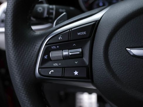 Used 2023 Genesis G70 3.3T w/ Sport Prestige Package image 18