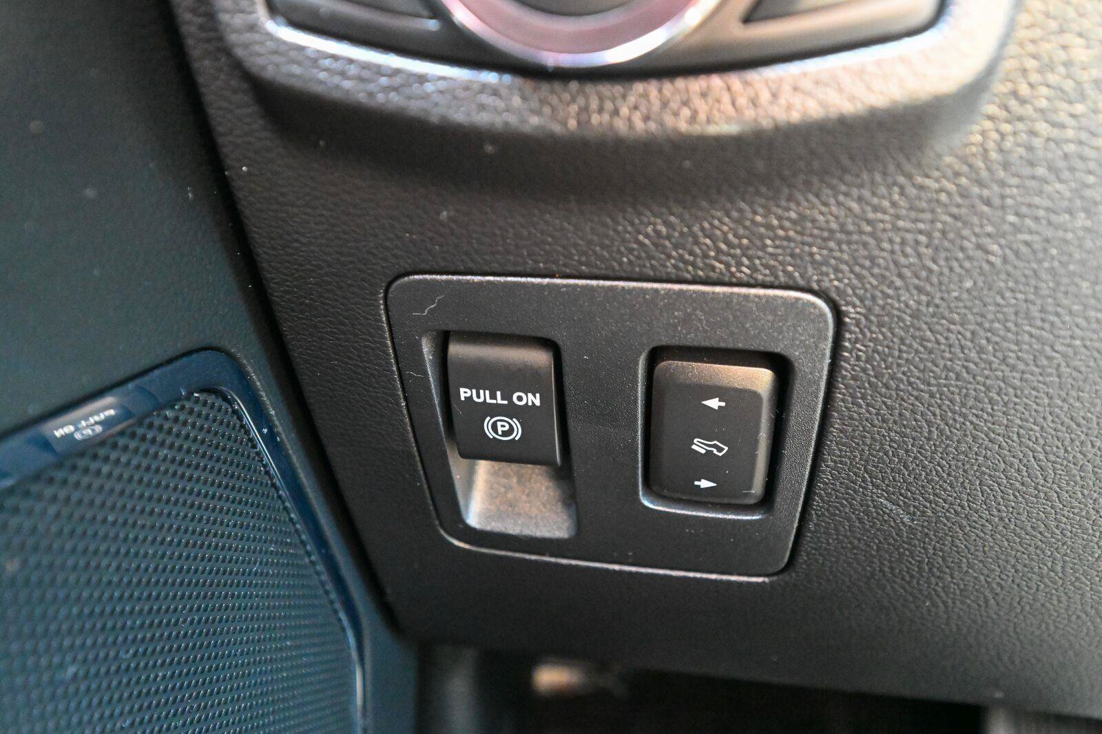 Used 2019 Ford F150 Lariat w/ Trailer Tow Package AWD/4WD image 43