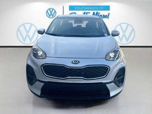 Used 2022 Kia Sportage LX FWD image 2