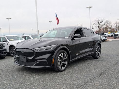 Certified 2024 Ford Mustang Mach-E Select w/ Comfort Package Lite image 7