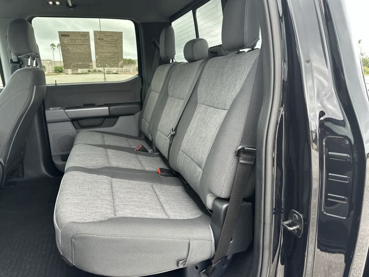 Used 2024 Ford F250 XL w/ STX Appearance Package AWD/4WD image 20