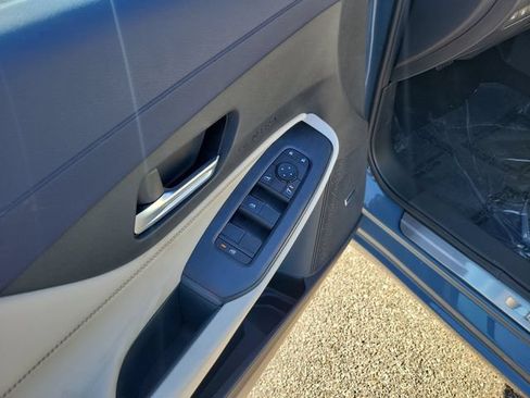 New 2026 Nissan Sentra SL w/ Floor Mat Package FWD image 6