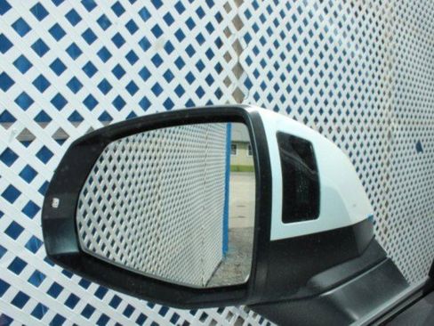 Used 2018 Audi Q5 2.0T Premium Plus w/ Premium Plus Package image 27