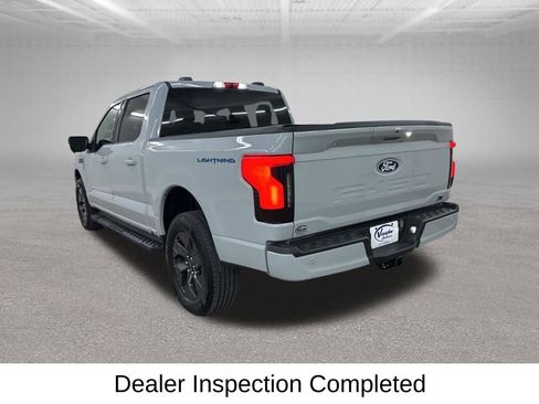 Used 2024 Ford F150 Lightning Flash image 9