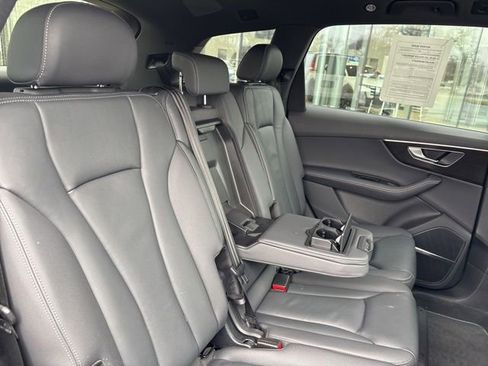 Used 2025 Audi Q7 3.0T Premium Plus image 26
