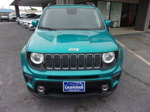 Used 2019 Jeep Renegade Latitude FWD image 2