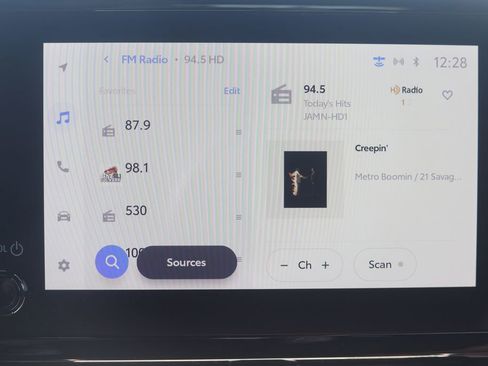 Used 2024 Toyota Corolla SE w/ SE Premium Package FWD image 8