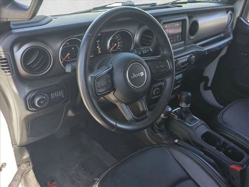 Used 2018 Jeep Wrangler Unlimited Sport S AWD/4WD image 10